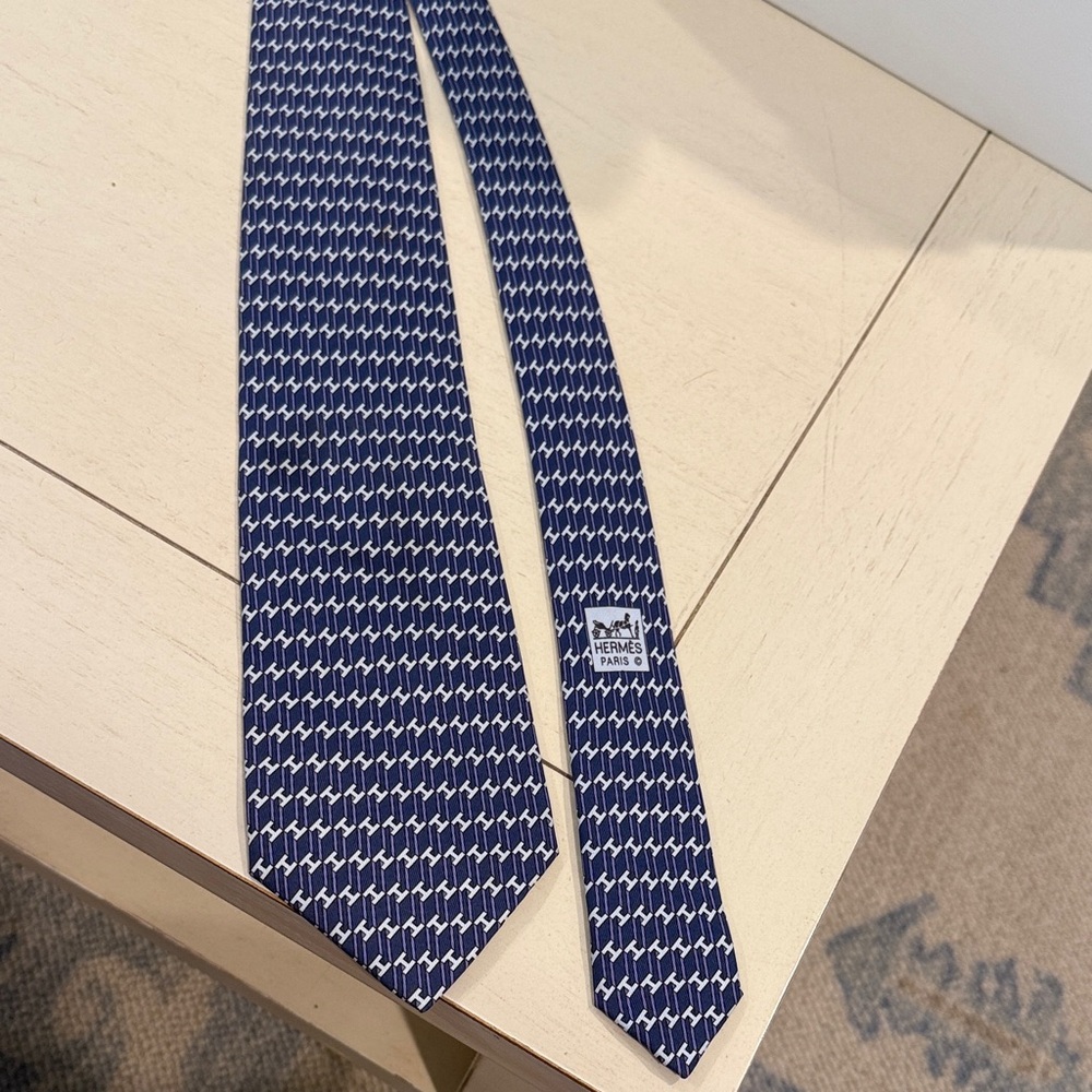 Hermes Navy and White Geometric Tie